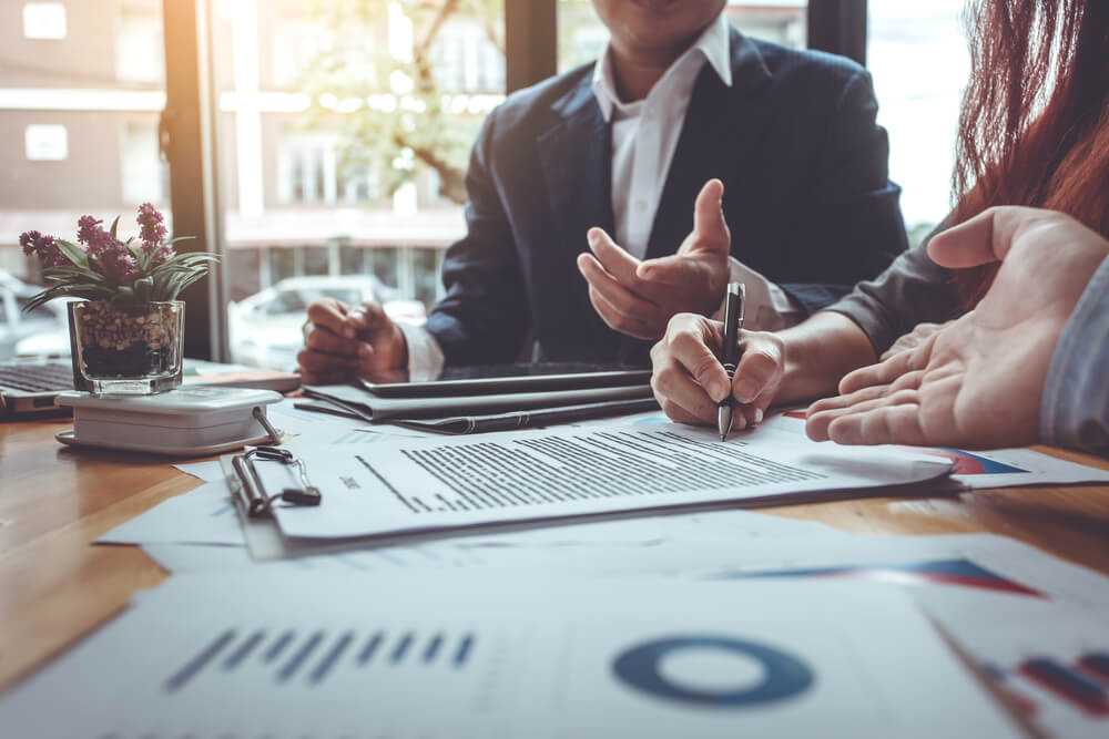 Quais títulos compõe o Debt capital market?